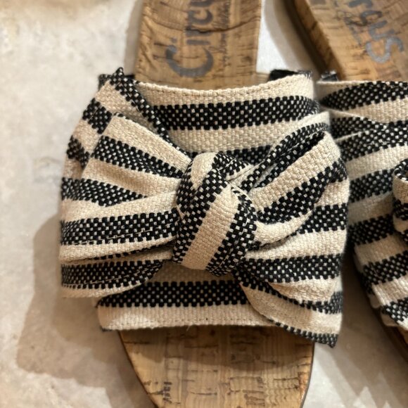 Sam Edelman Circus Bow Sandal - Picture 2 of 4